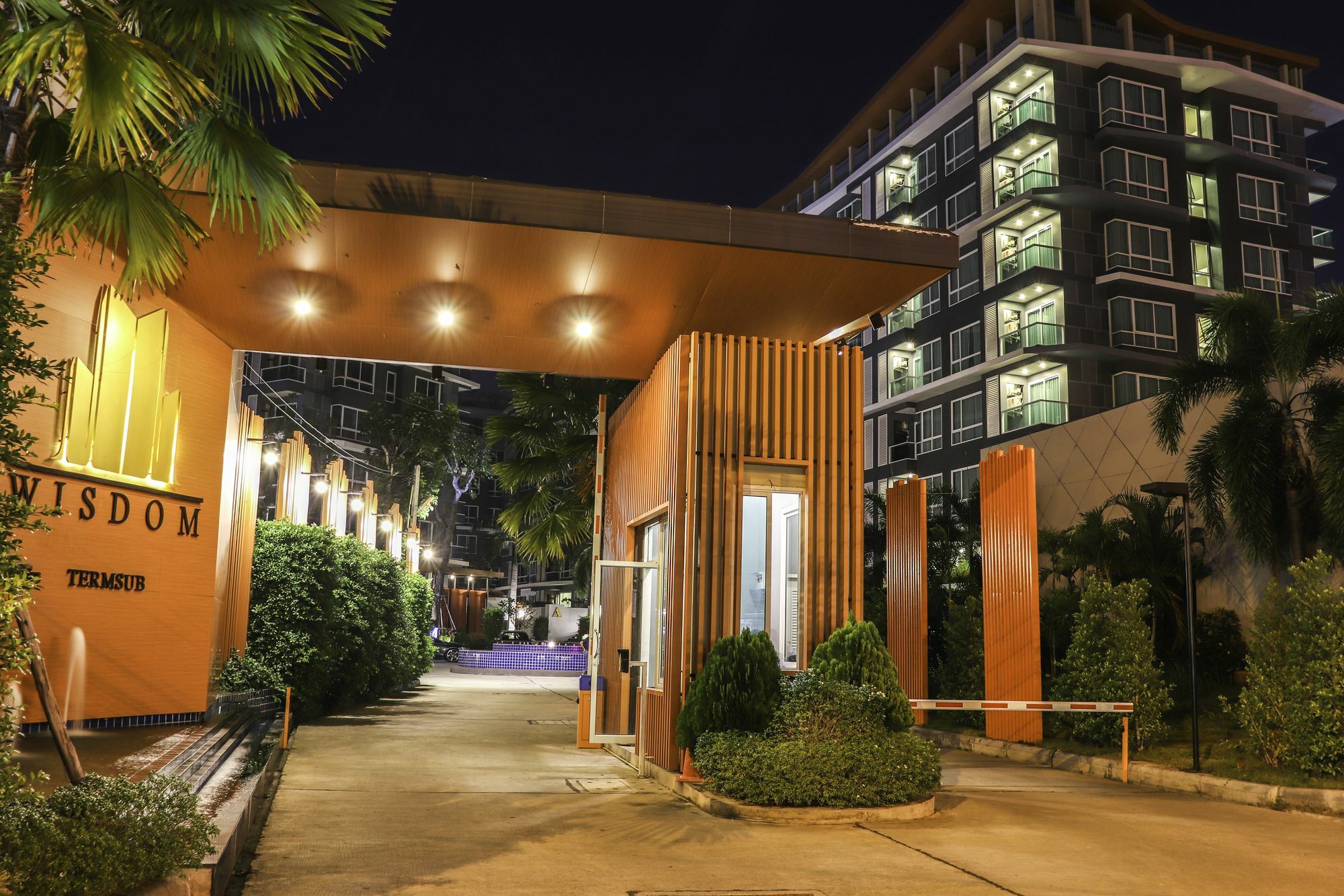 Wisdom Hotel & Residence Rayong Exterior photo